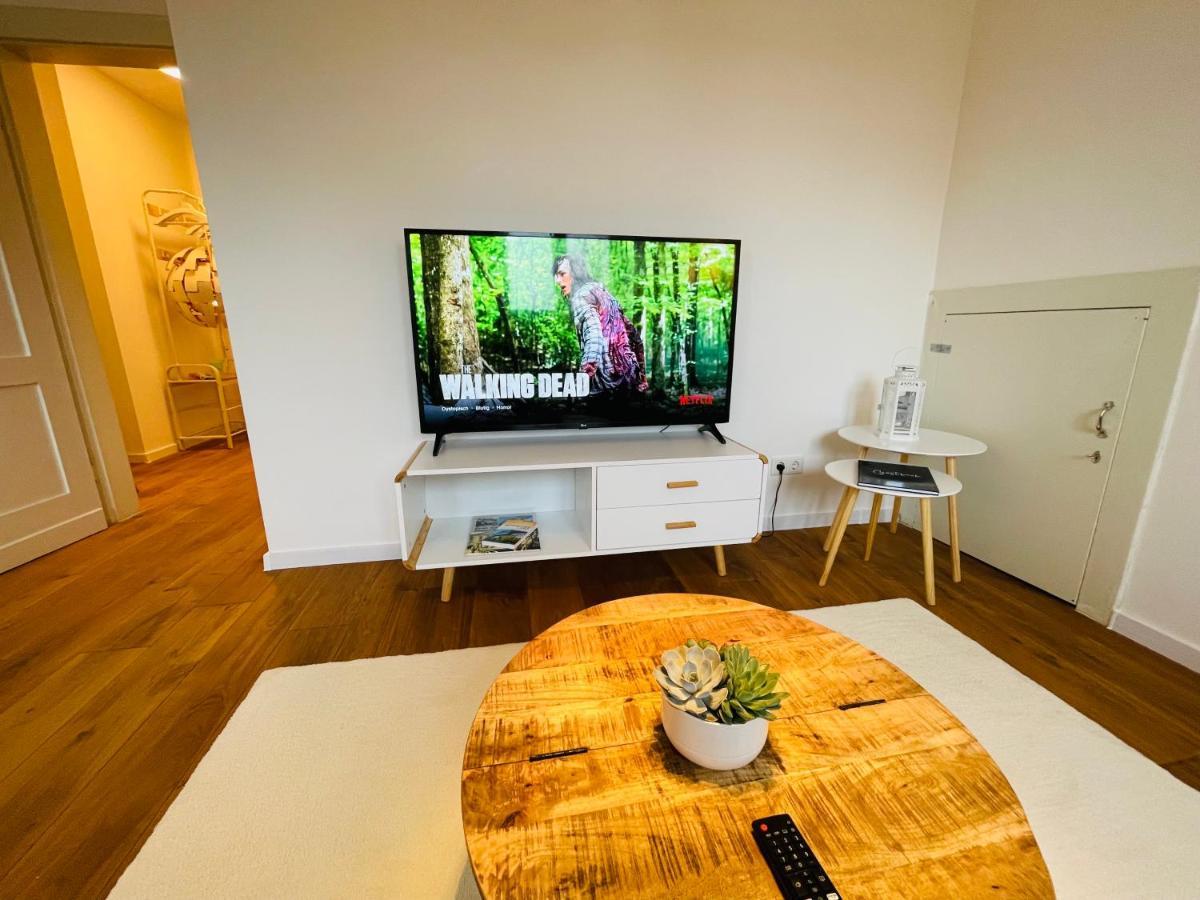 Ruhig-Nespresso-Netflix-Parken-Luxurioes Διαμέρισμα Βούρπεταλ Εξωτερικό φωτογραφία